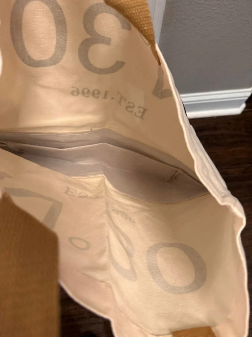 N°30 2pc Canvas Tote 17x14in & Matching Pouch 9x7in new in package
